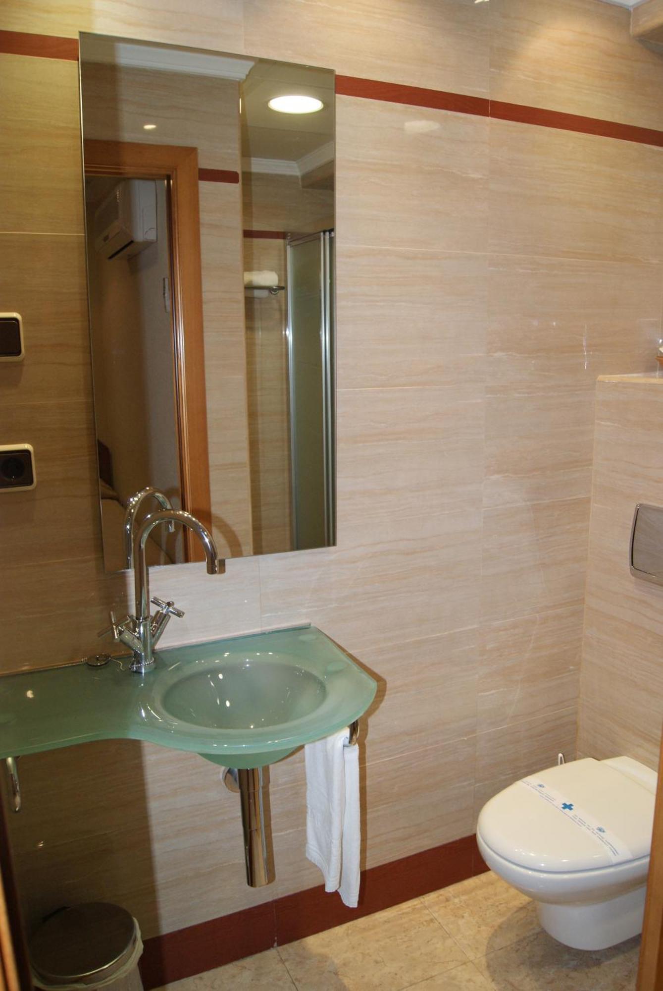 Single Room,1661640180:JPEG
