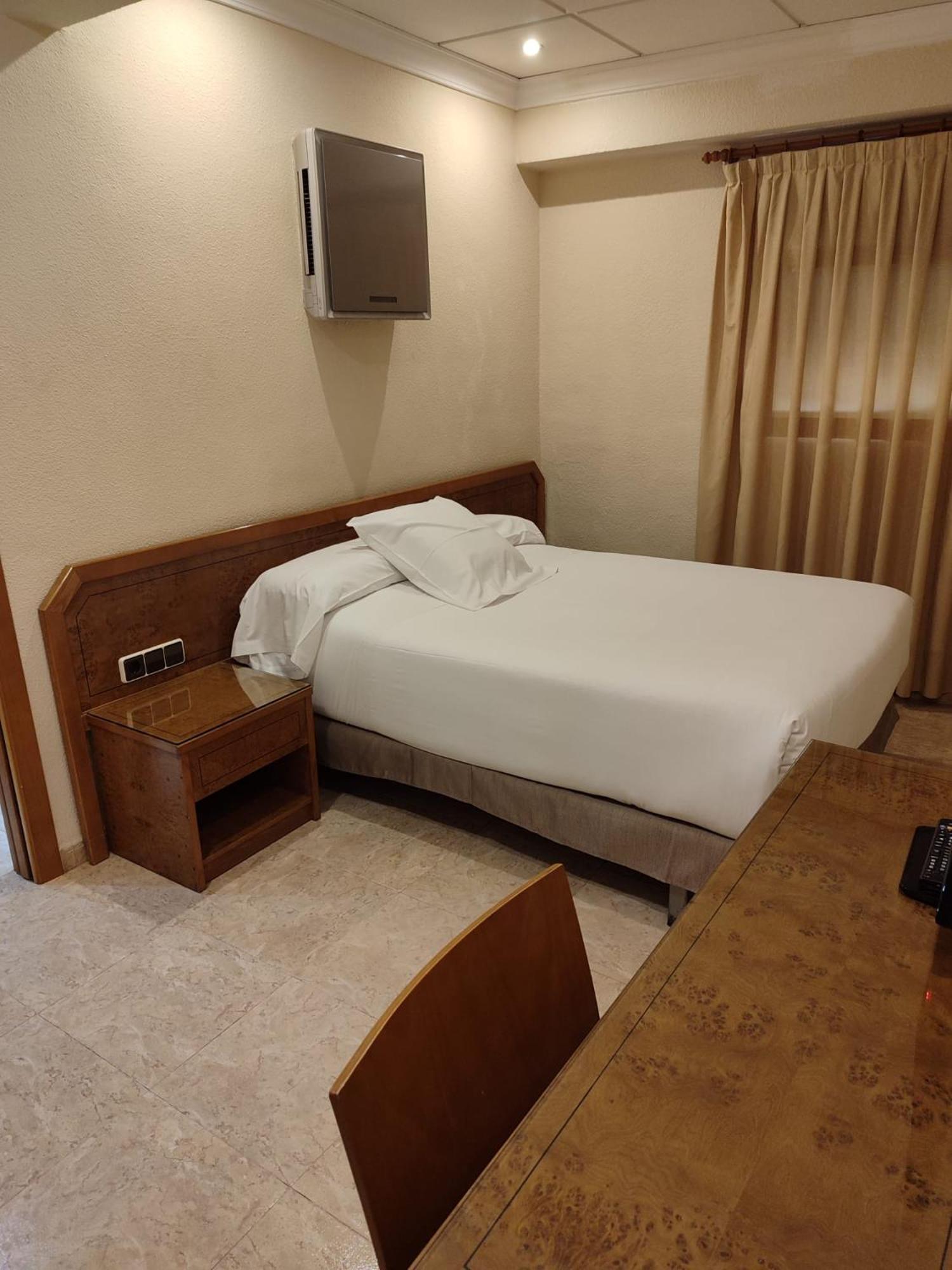 Double Room,1682932789:JPEG